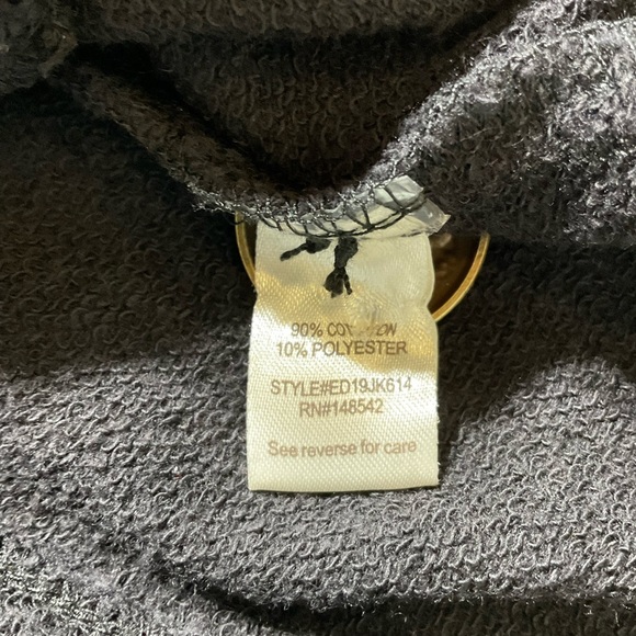 Aratta Elegant Black Blazer with Velvet Accents - Picture 2 of 11